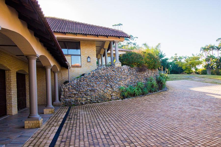 Stephan'S Guest House Port Shepstone Exterior foto